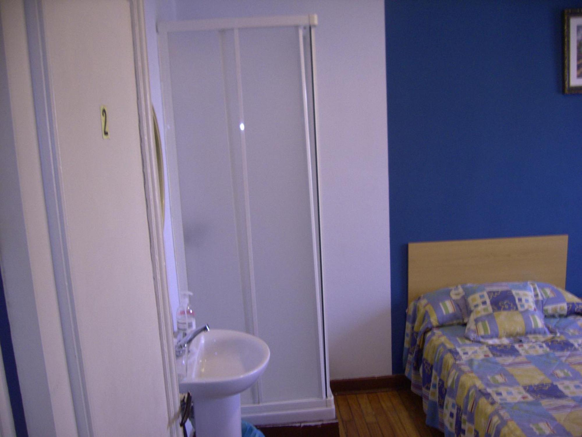 Pension Gema Irun Room photo