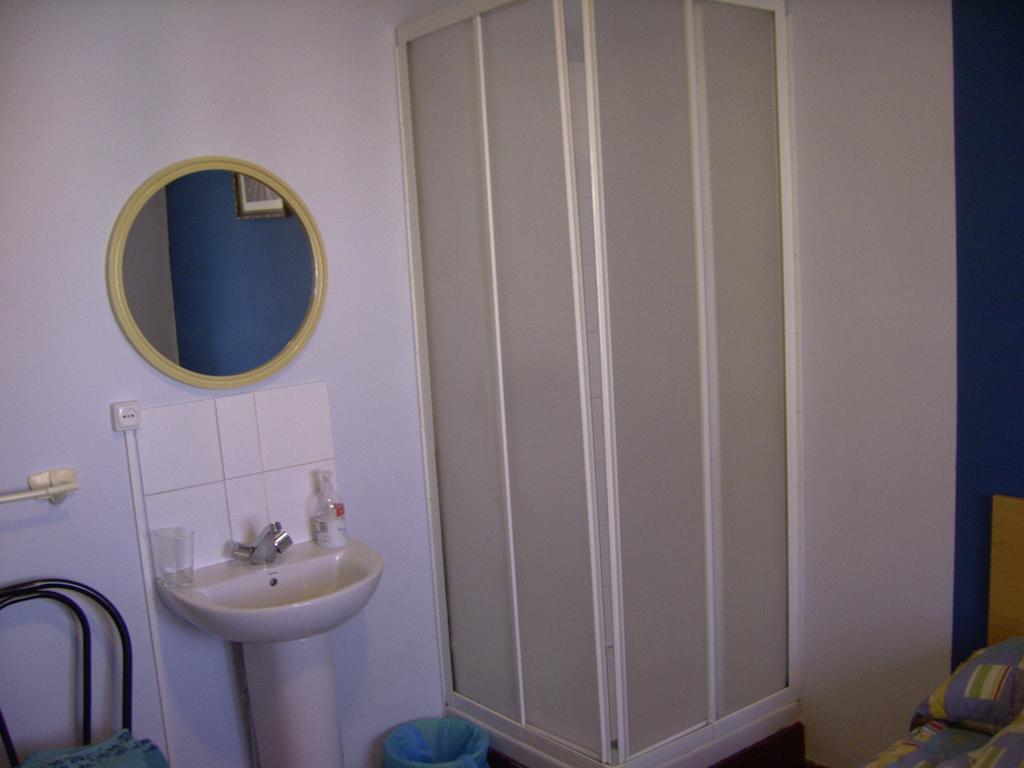 Pension Gema Irun Room photo