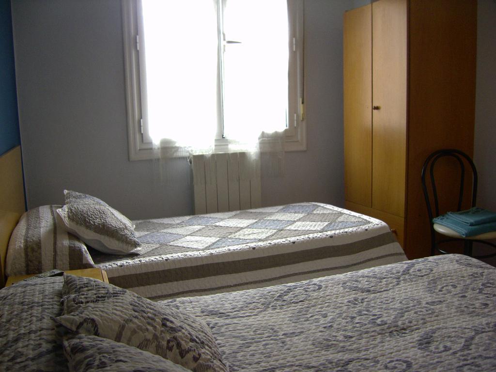 Pension Gema Irun Room photo